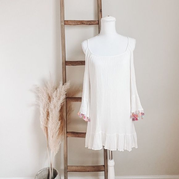 entro Dresses & Skirts - Entro Beach Dress